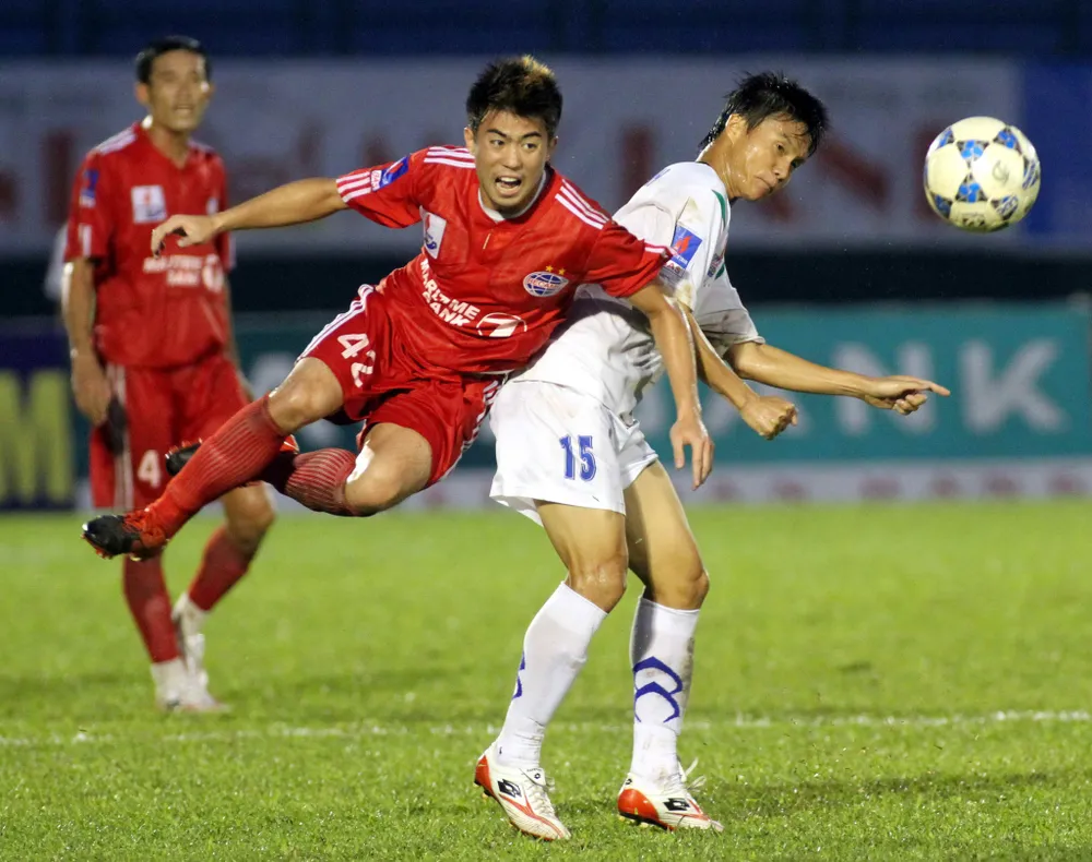 Lee Nguyễn trong giai đoạn khoác áo Becamex Bình Dương. Ảnh: Khả Hòa