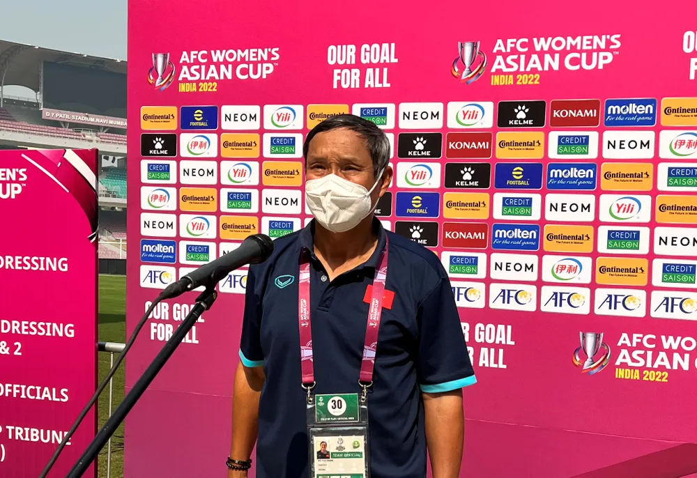 HLV Mai Đức Chung đã có nhiều đóng góp vào thành công của đội tuyển nữ Việt Nam trong thời gian qua