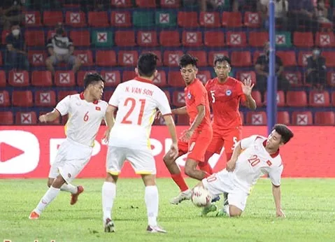U23 Việt Nam trong trận thắng Singapore 7-0 ở trận đầu tiên