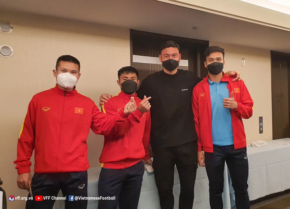 Thêm trợ lý ngôn ngữ của ông Park Hang-seo mắc Covid-19 ảnh 1