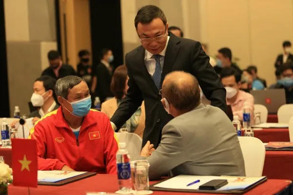 HLV Mai Đức Chung hài lòng với kết quả bốc thăm bóng đá nữ SEA Games 31 ảnh 1