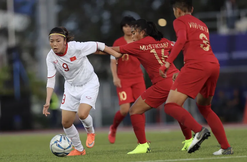 HLV Mai Đức Chung sẽ chốt danh sách vào ngày 30-4 ảnh 1