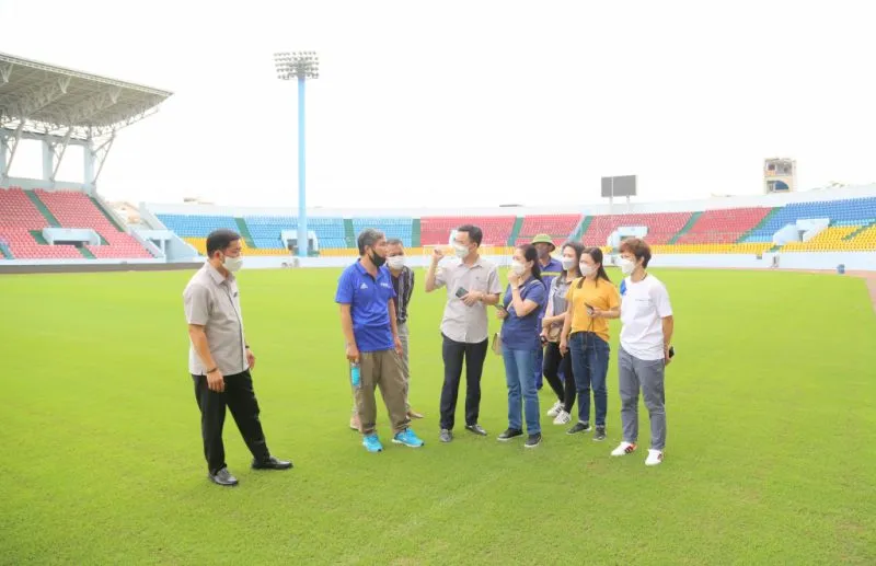 Khởi tranh môn bóng đá nữ - Đội chủ nhà đã sẵn sàng để bảo vệ HCV ảnh 1