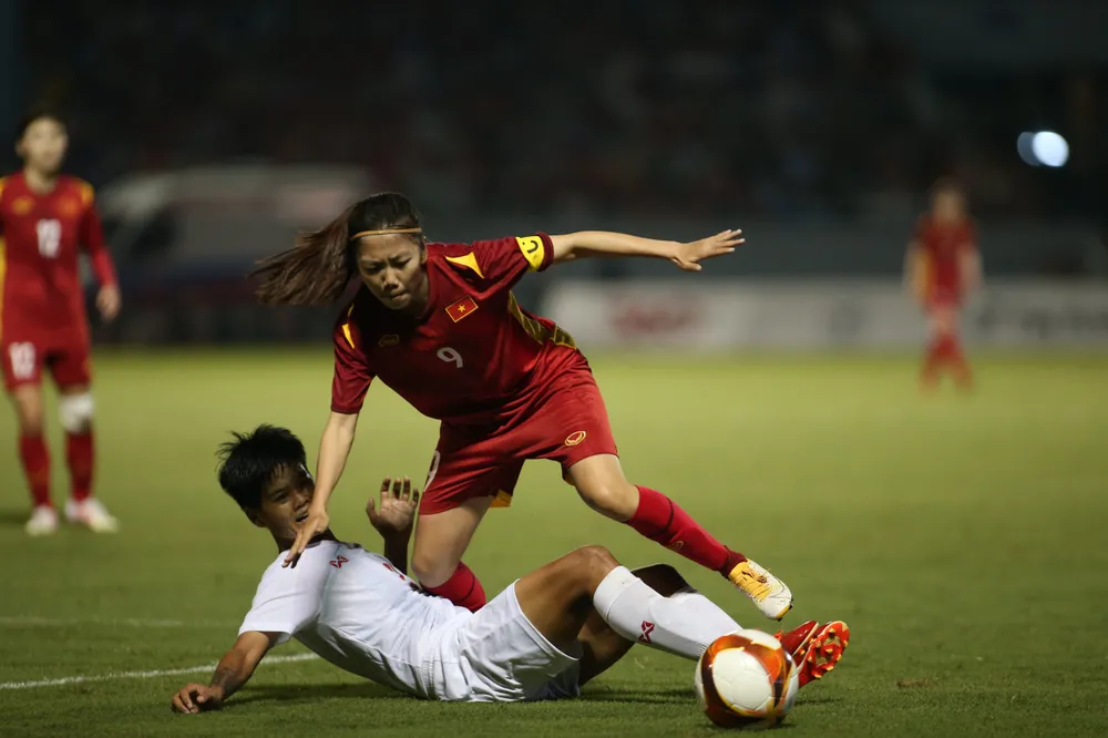 Huỳnh Như lập công, tuyển nữ Việt Nam lần thứ 6 liên tiếp vào chung kết ảnh 1
