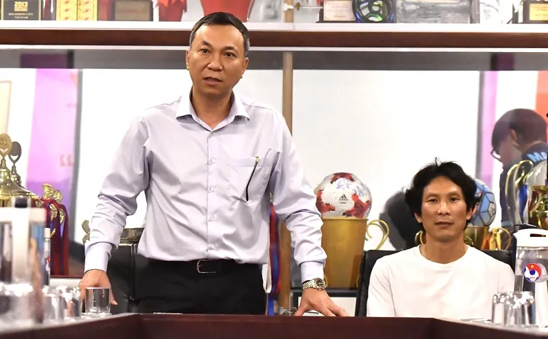 Đội U23 Việt Nam lên đường sang UAE ảnh 1