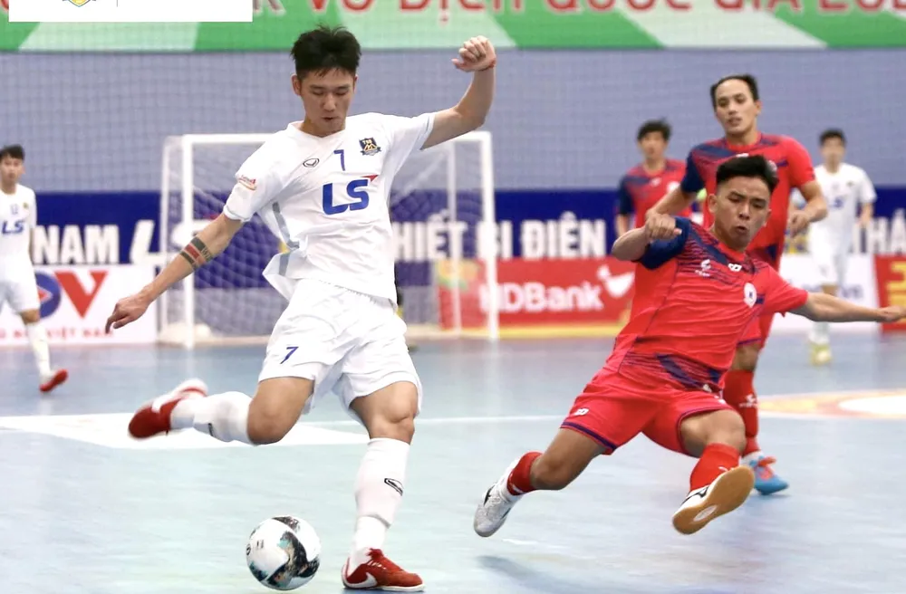 HLV người Brazil dẫn dắt CLB Thái Sơn Bắc ảnh 1