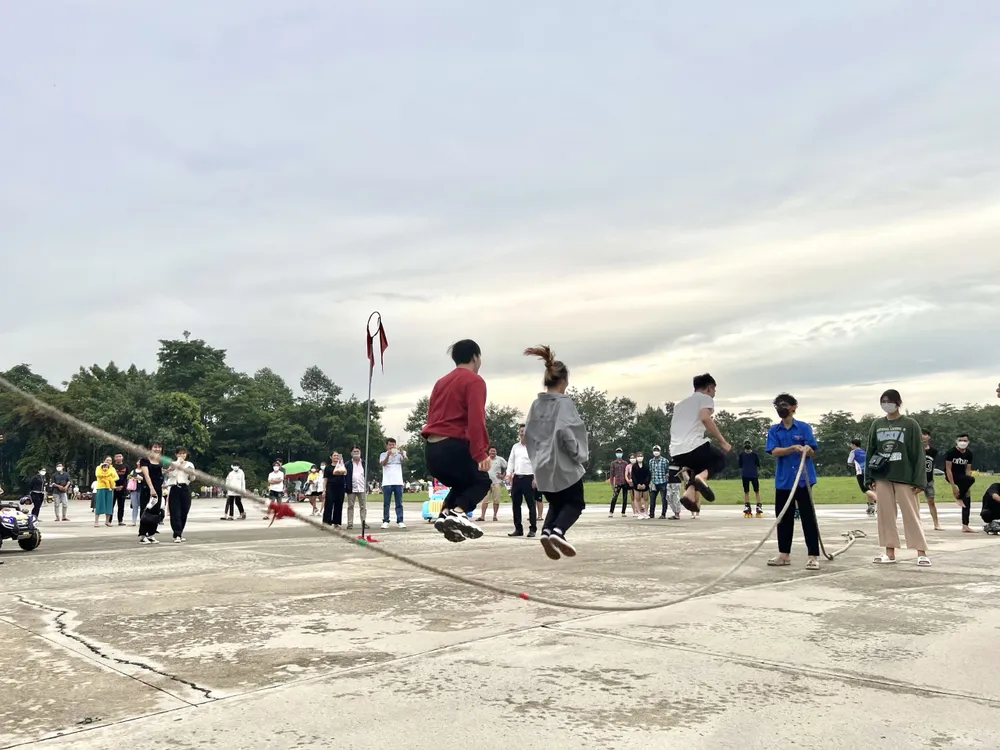  ‘Sân chơi đường phố’ ngày càng gần gũi với người dân Bình Dương ảnh 1