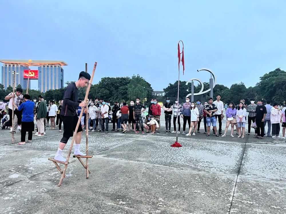  ‘Sân chơi đường phố’ ngày càng gần gũi với người dân Bình Dương ảnh 2