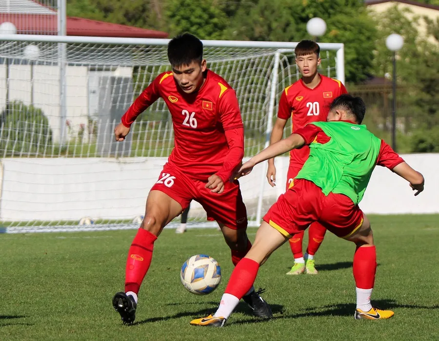 Tất cả các trận đấu ở bảng C đều "xương" như nhau