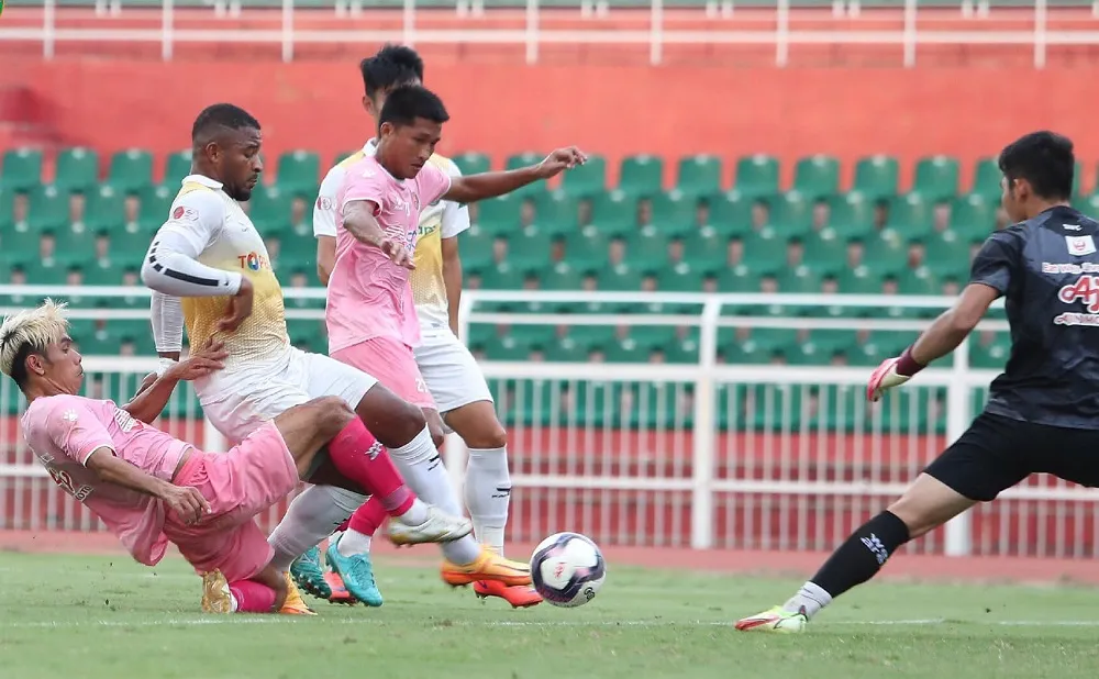 Vòng 6 V-League 2022: Ngột ngạt nhóm cuối ảnh 1