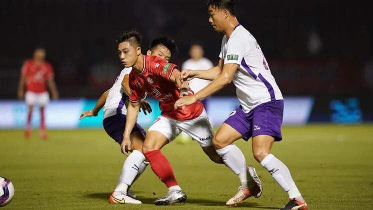 Nguyên nhân xa sút của hai đội TPHCM đã đến từ 2 mùa bóng trước ảnh 1