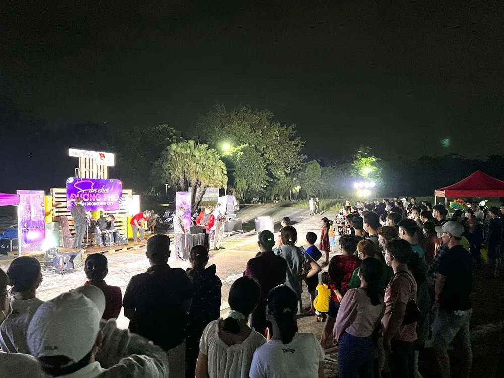 Sân chơi đường phố: Khiêu vũ nâng cao sức khỏe và tinh thần cho người dân ảnh 1