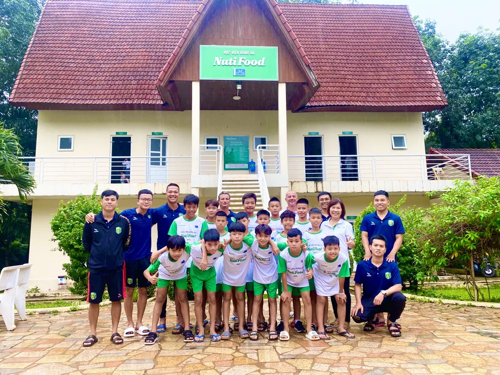 Các học viên nô nức về dự lễ khai giảng khóa 3 Học viện Nutifood JMG ảnh 2