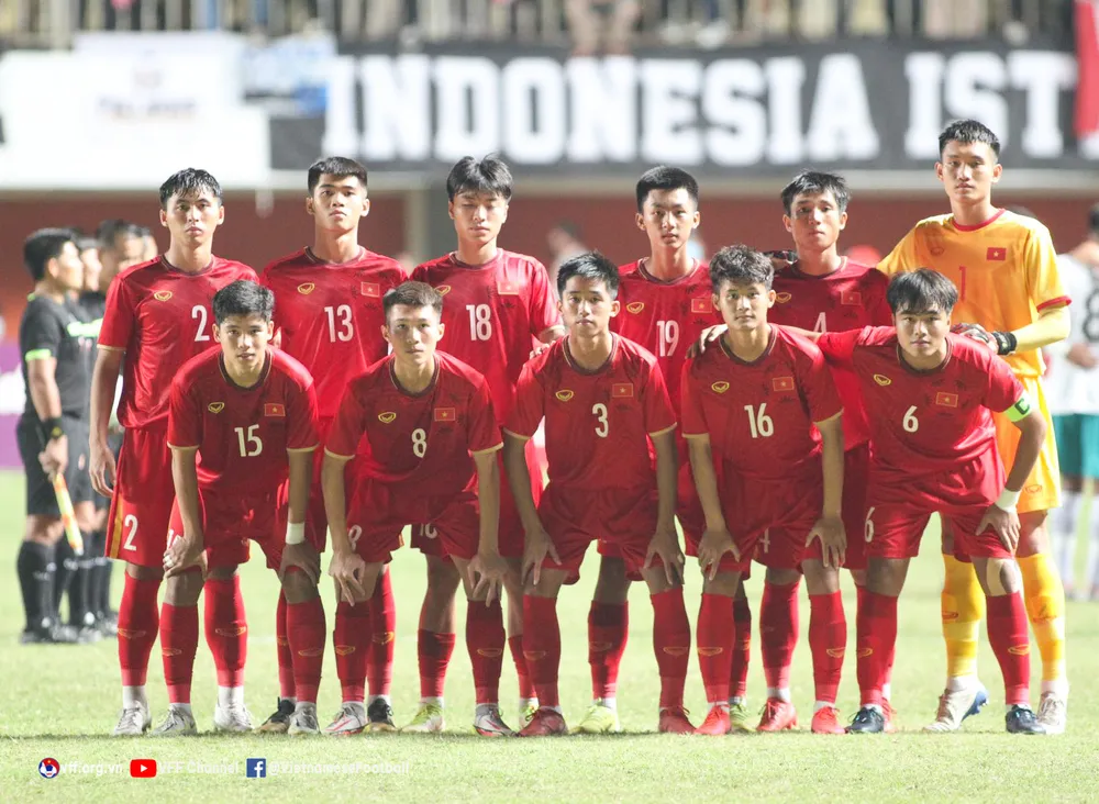Đội hình U16 Việt Nam vừa giành ngôi Á quân Đông Nam Á 2022 tại Indonesia