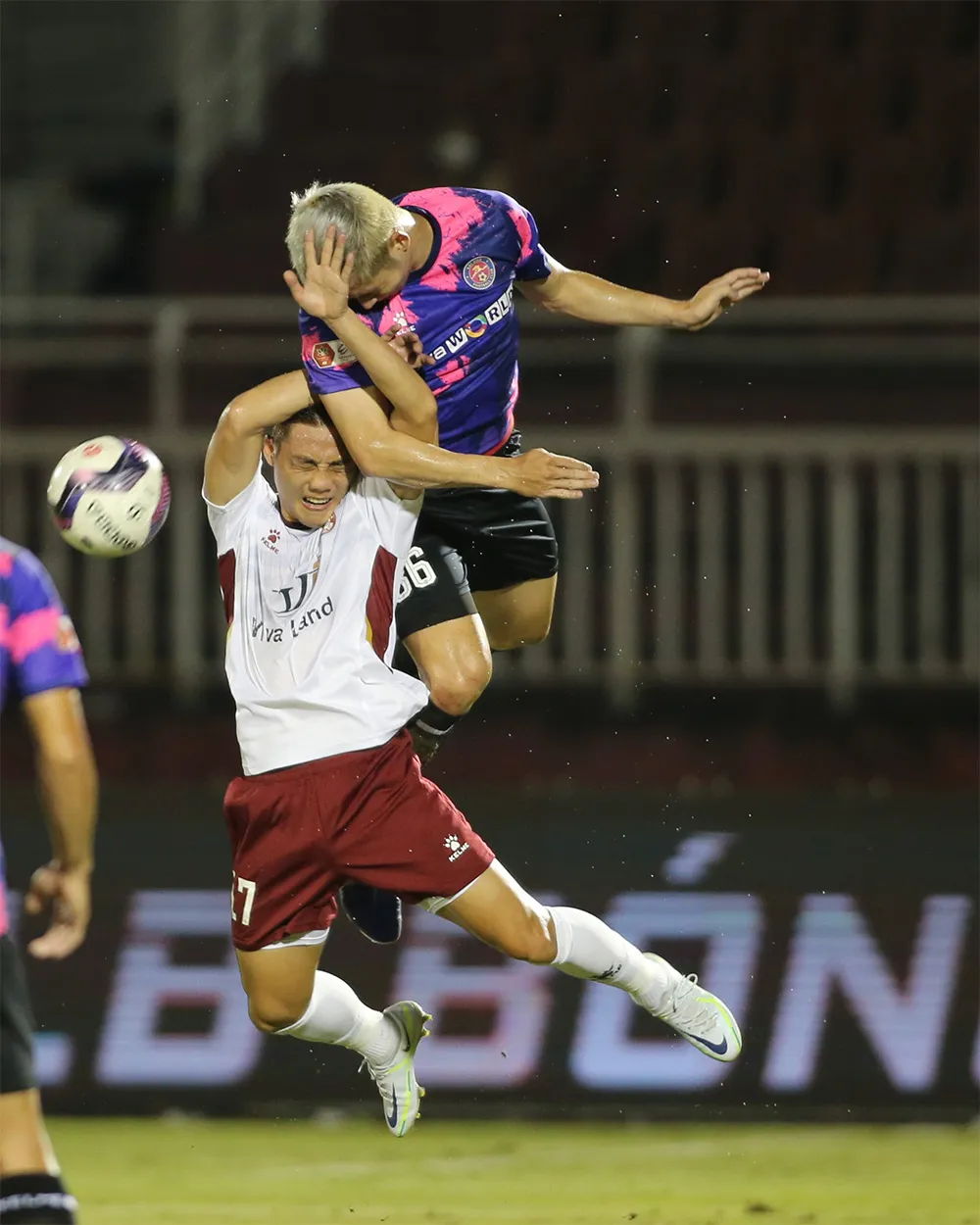 Chủ tịch Nguyễn Hữu Thắng trở lại ghế HLV trưởng CLB TPHCM ảnh 1