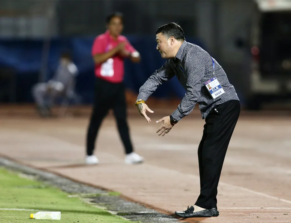 HLV Trương Việt Hoàng 