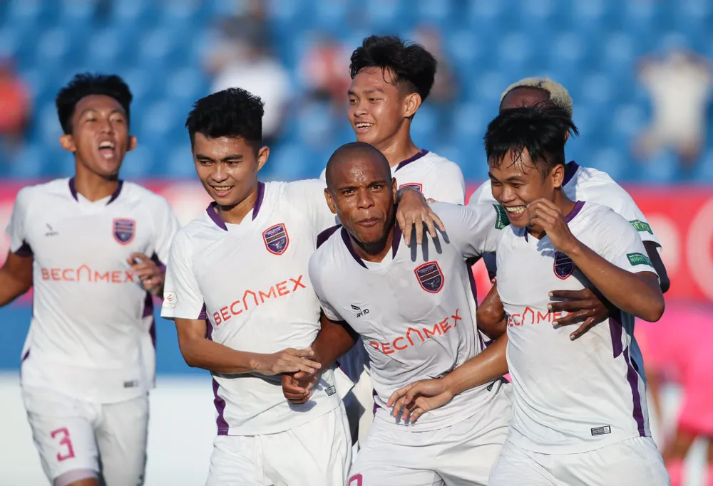 Vòng 18 V-League 2022: Sức nóng từ cuối bảng ảnh 1