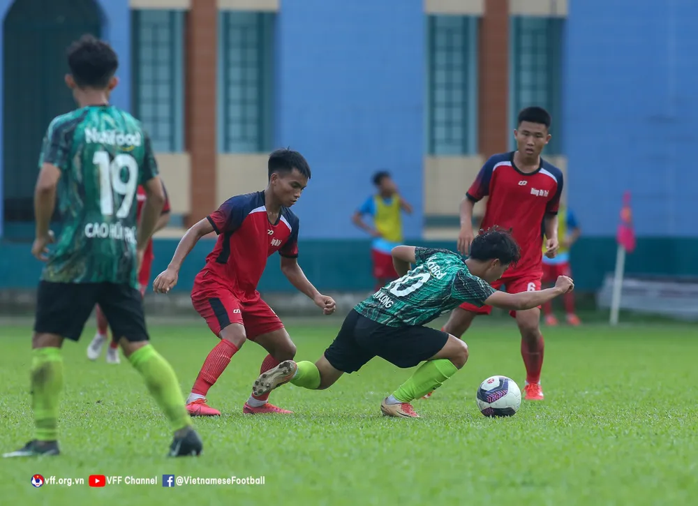 Cuộc so tài giữa hai đội Học viện Nutifood và Tây Ninh