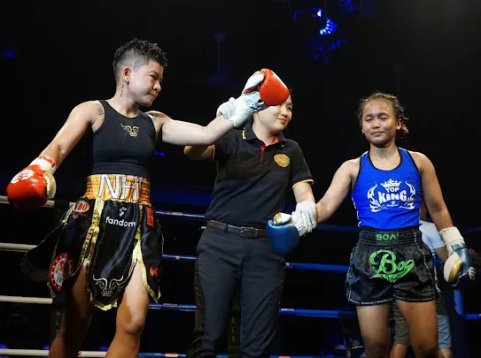 Hấp dẫn các trận Giao hữu quyền Anh quốc tế 2 Châu Lục ảnh 1