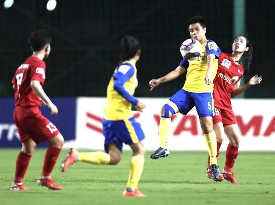 Nữ Hà Nội I gây áp lực lên các nhà ĐKVĐ TPHCM ảnh 1