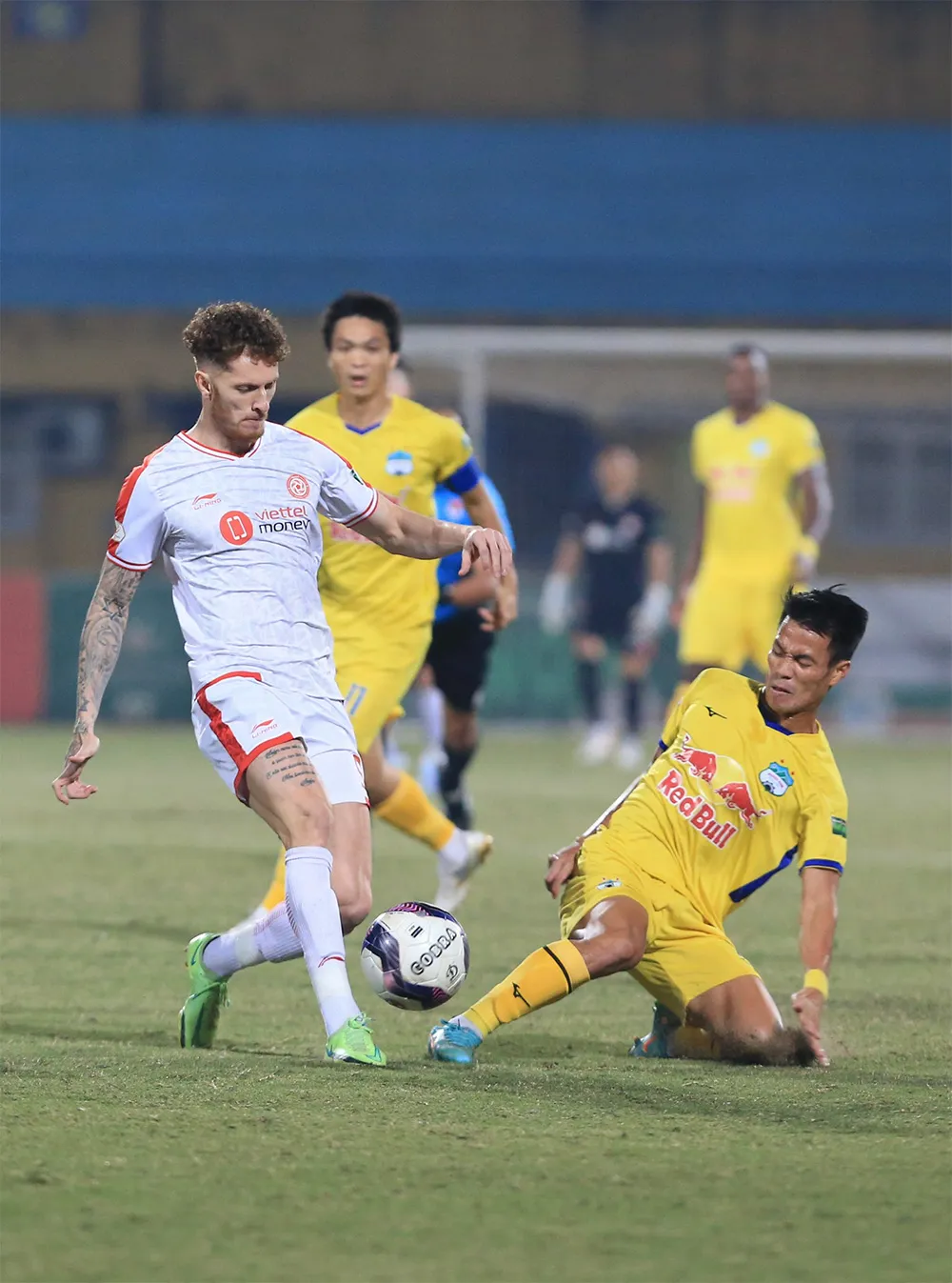 Đấu sớm vòng 21 V-League 2022: Sóng ở đáy sông ảnh 1