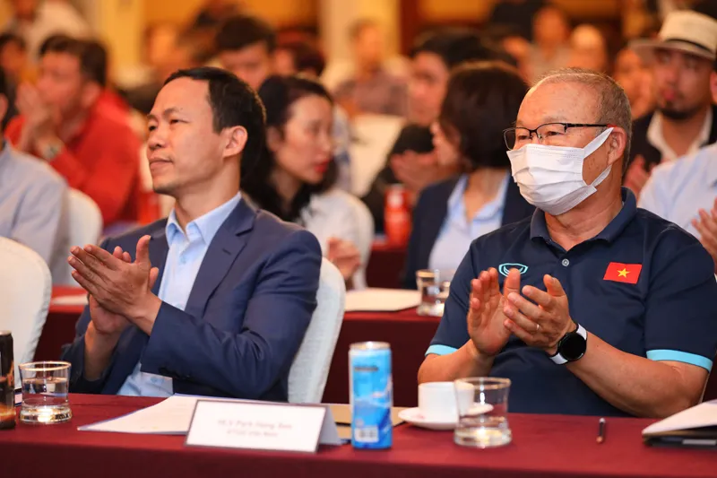 VFF họp báo công bố trận giao hữu đội tuyển Việt Nam và CLB Borussia Dortmund ảnh 1