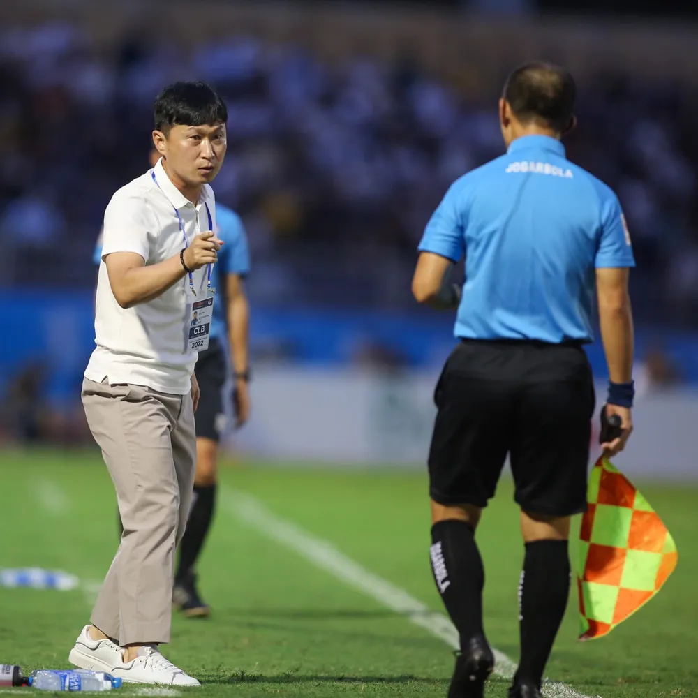 HLV Chun Jae-ho: ‘Tôi muốn trao huy chương cho Quang Hải’ ảnh 1