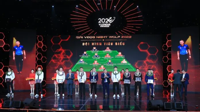 Văn Quyết được bầu cầu thủ xuất sắc nhất V-League 2022 ảnh 5