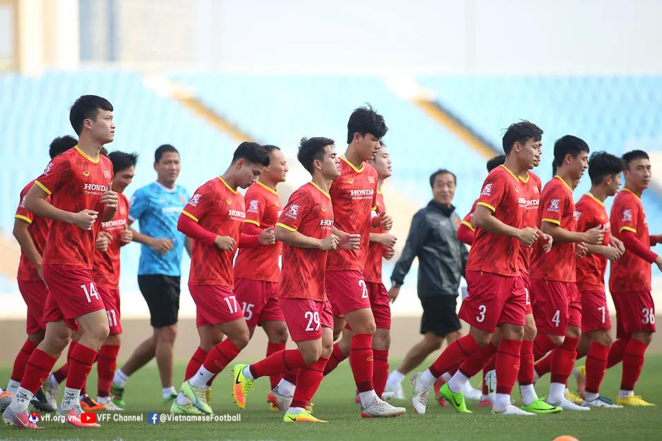 Giải thưởng Quả bóng vàng Việt Nam 2022: Thư mời bầu chọn được gởi đến các đại biểu ảnh 1