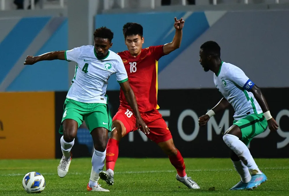 Các cầu thủ Việt Nam sẽ gặp lại Saudi Arabia ở vòng bảng