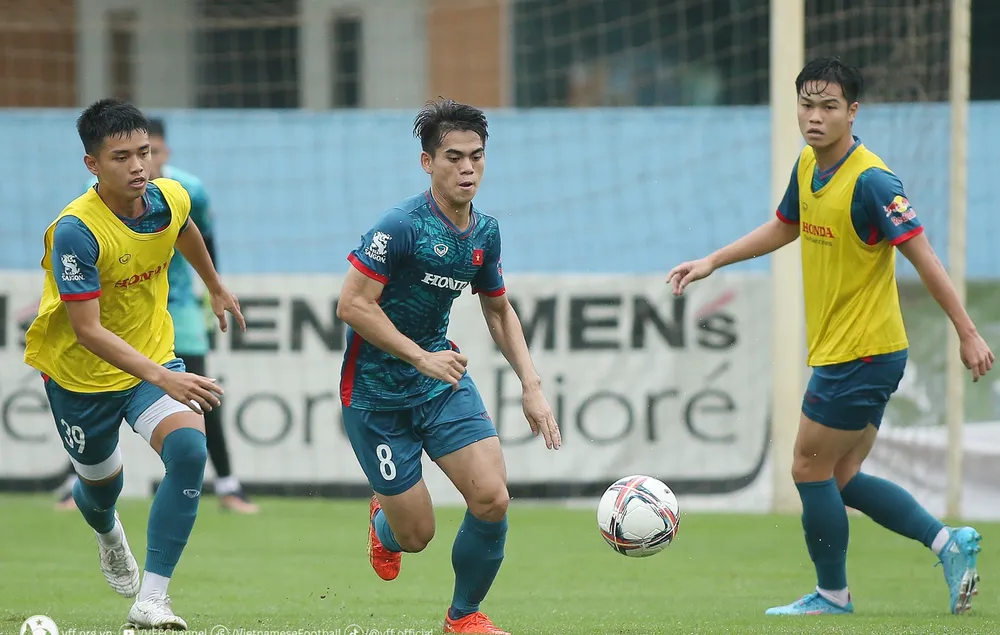 Chiều 15-9, đội sẽ có buổi tập cuối cùng tại sân Trung tâm đào tạo bóng đá trẻ Việt Nam trước khi chính thức công bố danh sách 22 cầu thủ cho chuyến hành quân tới Hàng Châu (Trung Quốc).