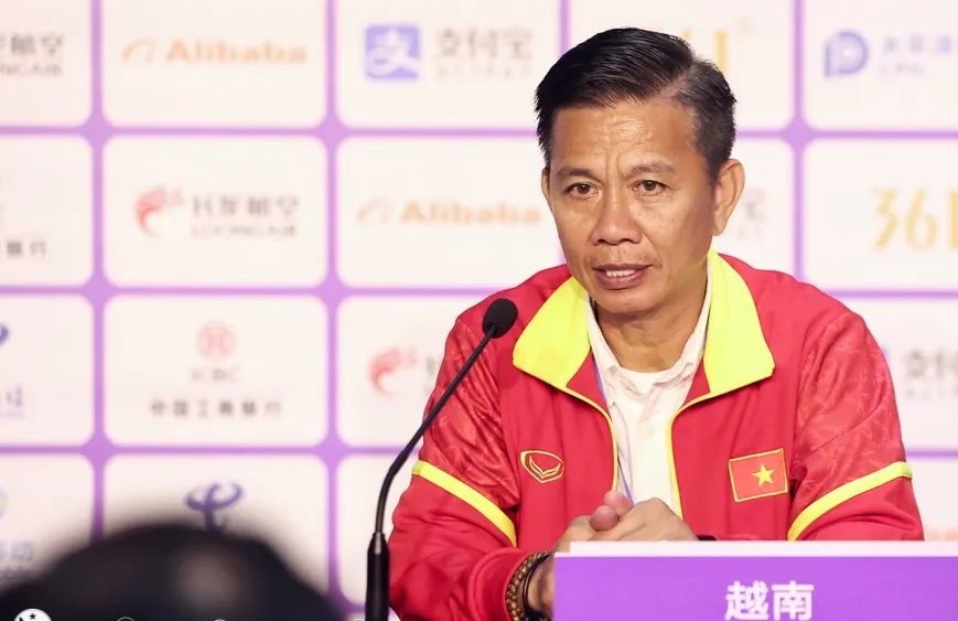 HLV Hoàng Anh Tuấn