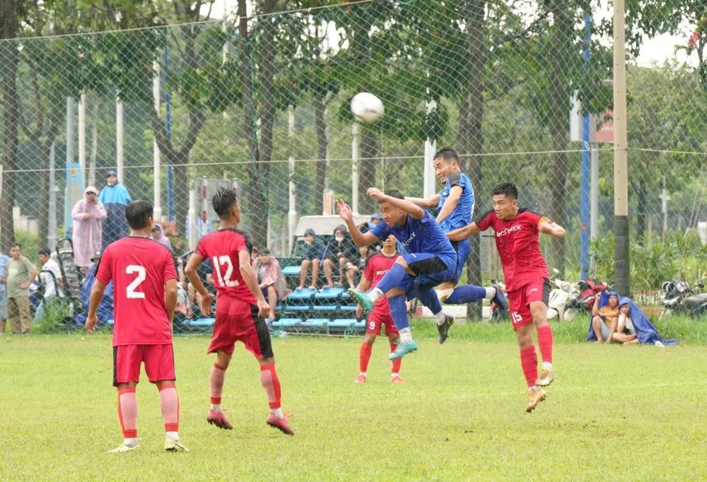 Sau khi cầm chân nhau với tỷ số hoà 0-0 sau 45 phút đầu tiên. Cả hai đội Út Du TPK và Heineken đã chơi hay hơn trong hiệp 2 của trận đấu. Không còn những toan tính về chiến thuật, cầm cự và chờ đợi đối thủ sơ hở để khai thác, từng đội đã tự mình tạo ra những cơ hội ghi bàn rõ nét, từ đó tận dụng để ghi bàn.Út Du TPK với sự xuất sắc của Đặng Ngọc Tùng với cú đúp bàn thắng ghi được, đã giúp cho đội nhà giành chiến thắng chung cuộc 2-0, chính thức trở thành tân vương của mùa giải 2023.