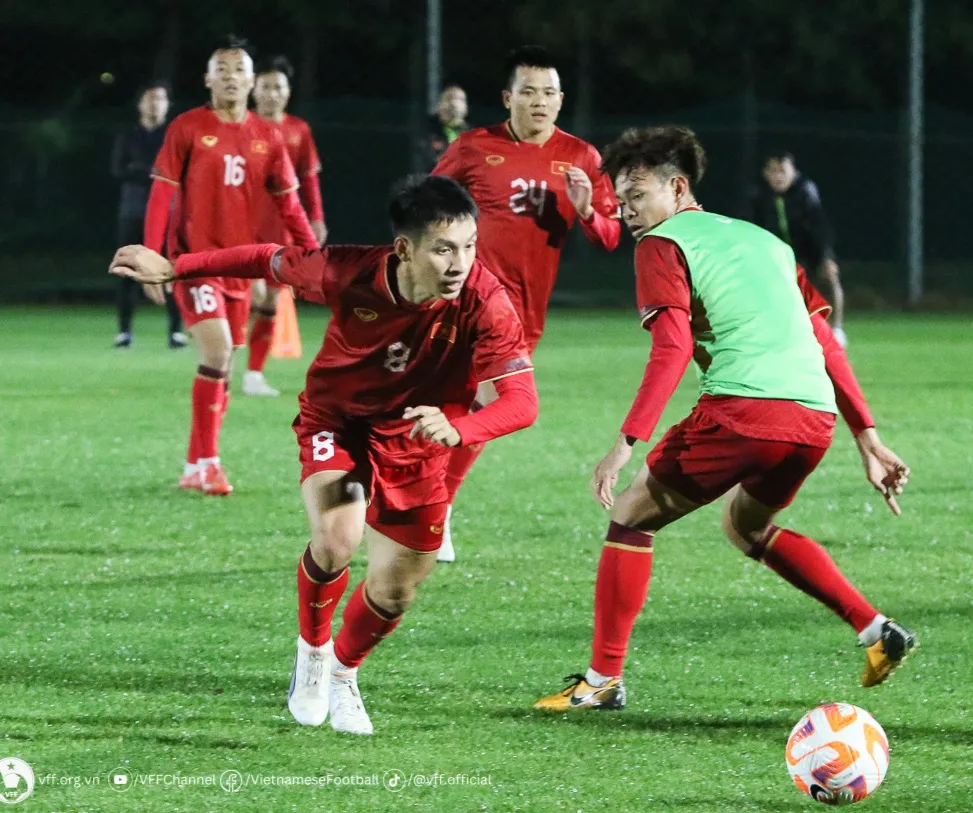 Trong một chia sẻ cùng giới truyền thông trước đây, tiền vệ kỳ cựu Đỗ Hùng Dũng cho biết: “Thật may mắn, những sai lầm này đã xảy ra ở các trận đấu giao hữu. Đó là bài học để đội tuyển Việt Nam hướng đến những trận đấu chính thức, cả đội hy vọng không lặp lại những sai lầm như thế nữa. Các trận đấu với đội tuyển Trung Quốc, đội tuyển Uzbekistan và đội tuyển Hàn Quốc sẽ giúp đội tuyển Việt Nam hoàn thiện hơn nữa về lối chơi, tự tin hơn trong quãng đường sắp tới”.