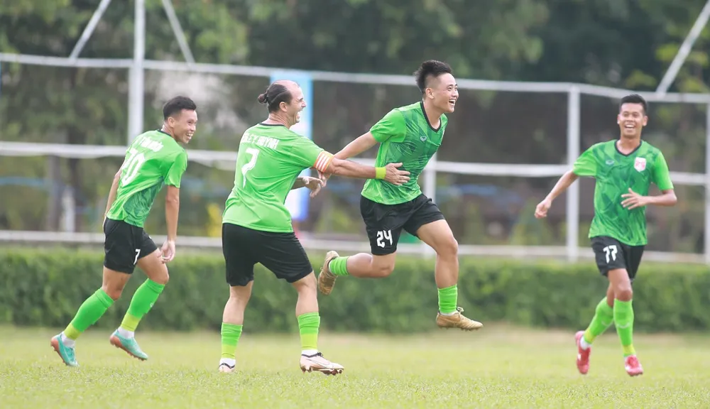 Định Hướng Phú Nhuận có được niềm vui trước Tây Ninh