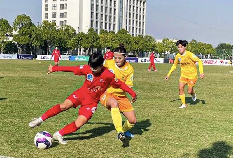 Hà Nam giành chiến thắng chật vật trước Thái Nguyên