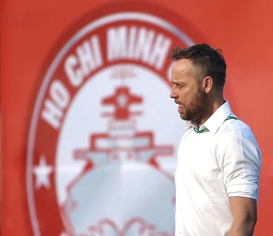 ... rồi Polking lần lượt đến và đi chỉ trong thời gian ngắn tại CLB TPHCM