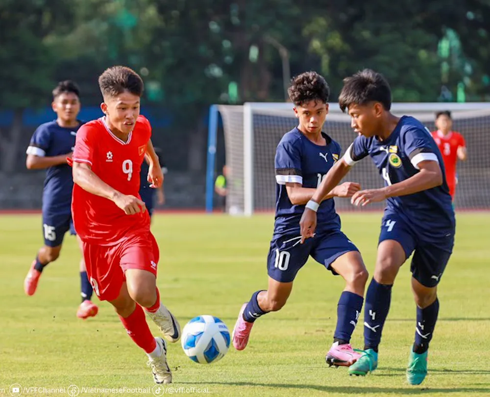 U16 Việt Nam dễ dàng giành 3 điểm ở trận ra quân