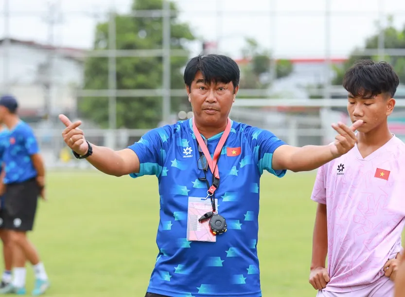 Đối thủ của thầy trò HLV Trần Minh Chiến ở vòng bán kết sẽ là Thái Lan hoặc Australia