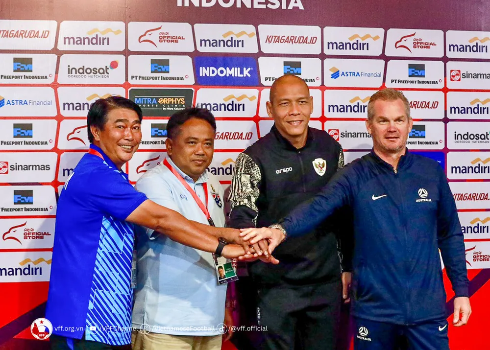 HLV trưởng các đội tham dự bán kết U16 Đông Nam Á 2024 tại buổi họp báo trưa 30-6