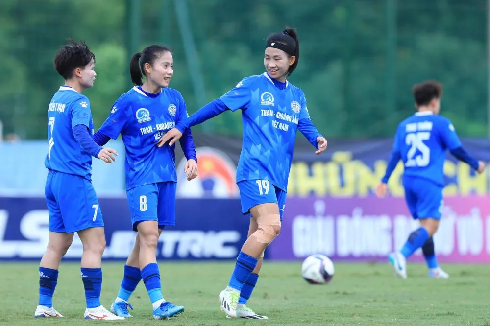 Cơ hội cho Than KSVN trở lại top 3 nếu thắng Thái Nguyên T&T ở vòng 11