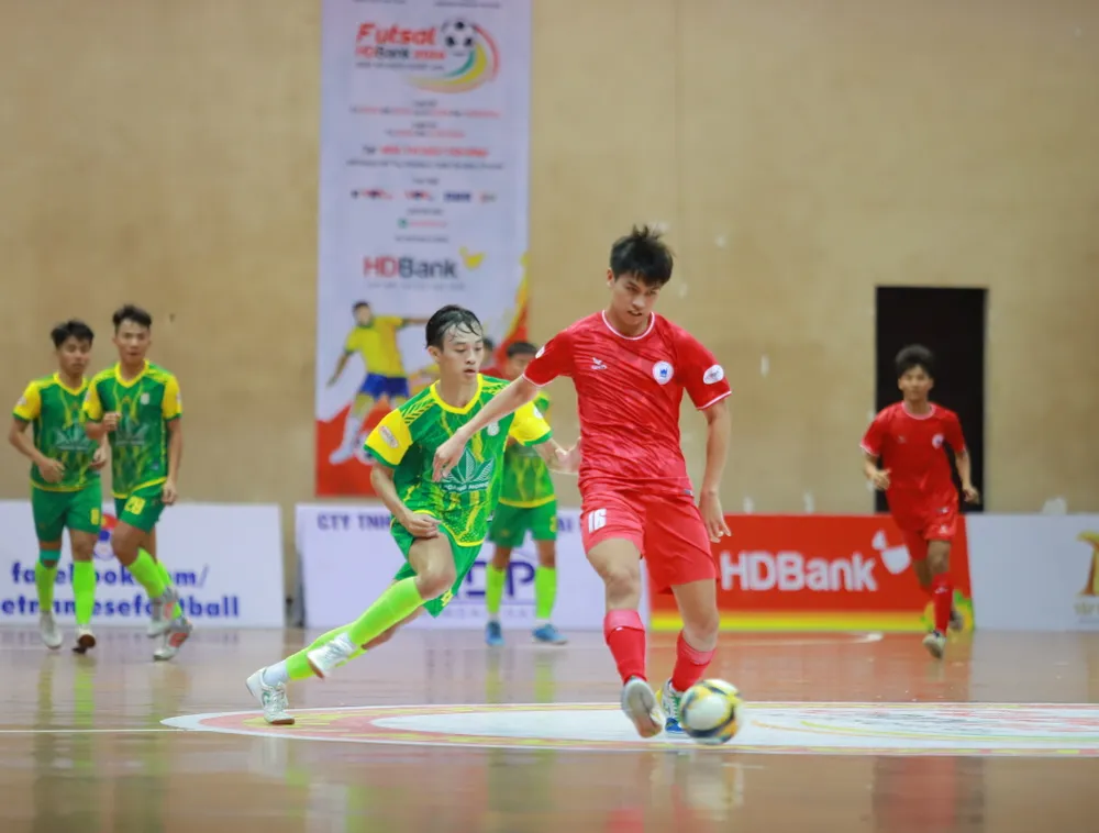 futsal 24 thh4halong.jpg