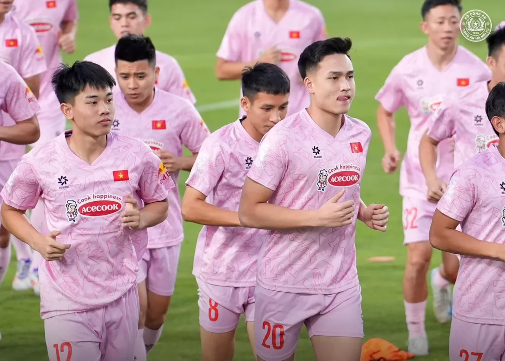 462224085_557682940545751_8291478165118874969_n (1).jpg