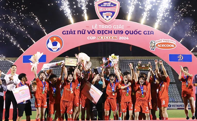 Phong Phú Hà Nam vô địch năm 2024 với thành tích bất bại