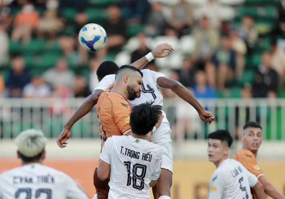 Bình Định giành được 1 điểm trong chuyến làm khách trên sân Pleiku. Ảnh: ANH TRẦN