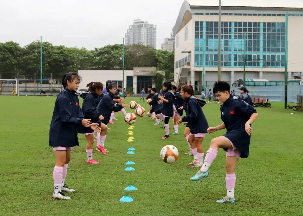 Đợt tập trung lần này đội tuyển U17 nữ Việt Nam sẽ do tân HLV người Nhật Bản, Masahiko dẫn dắt. 