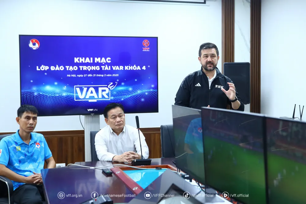 Ông Farkhad Abdullaev – giảng viên FIFA 