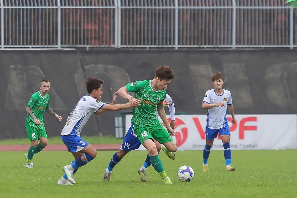 Hoàng Đức và các đồng đội tiến gần đến V-League 2025-2026.