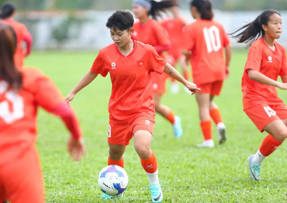U19 nữ Việt Nam tích cực tập luyện chuẩn bị cho giải vô địch Đông Nam Á 2025.