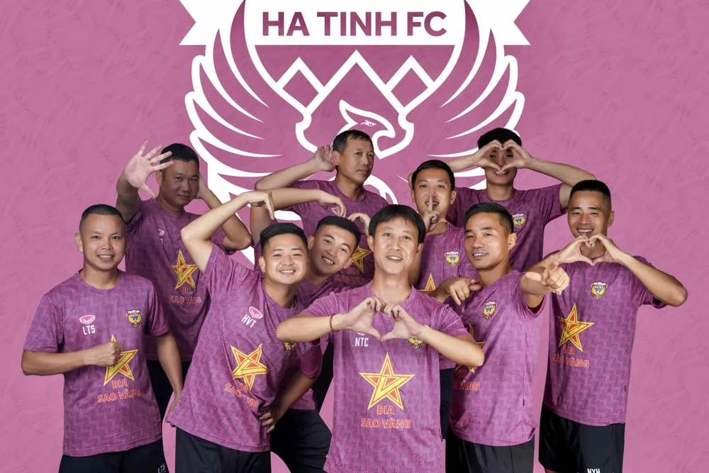 HLV Nguyễn Thành Công bất ngờ chia tay CLB Hà Tĩnh